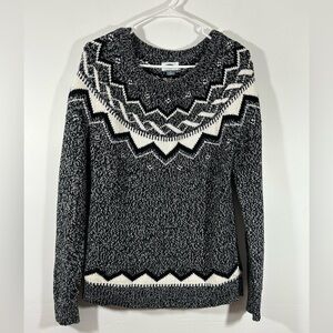 Old Navy Black and White chic Sweater